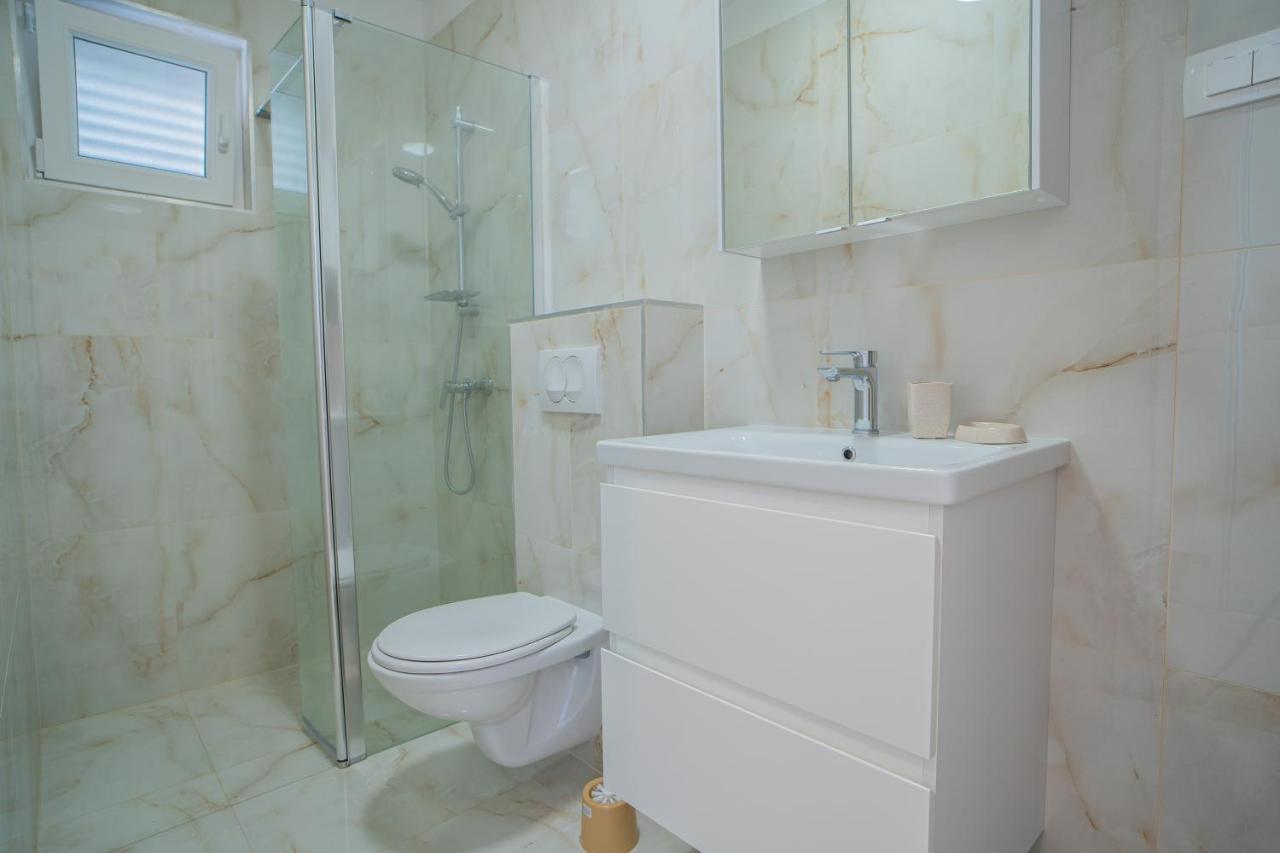 Laurel Apartment Tisno